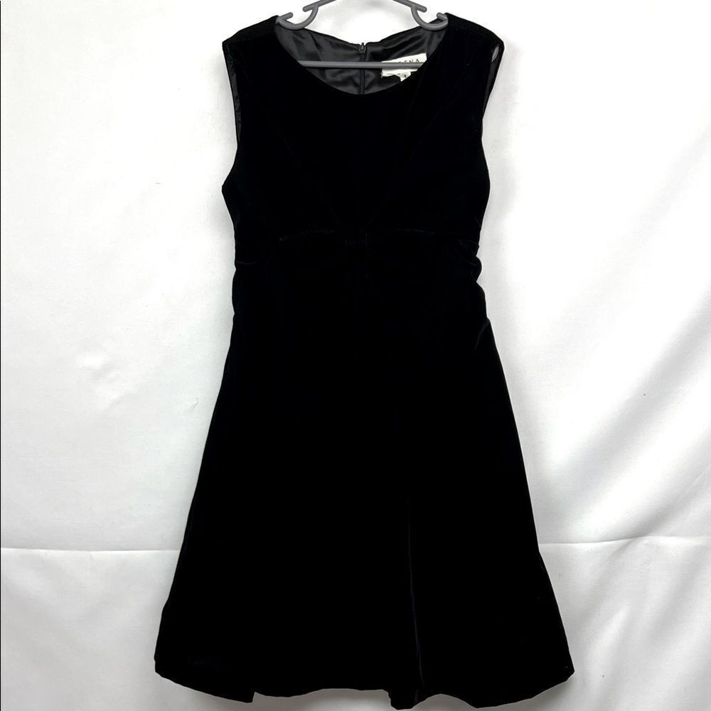 Helena Black velvet sleeveless event dress with bow formal holiday size 8 NWT